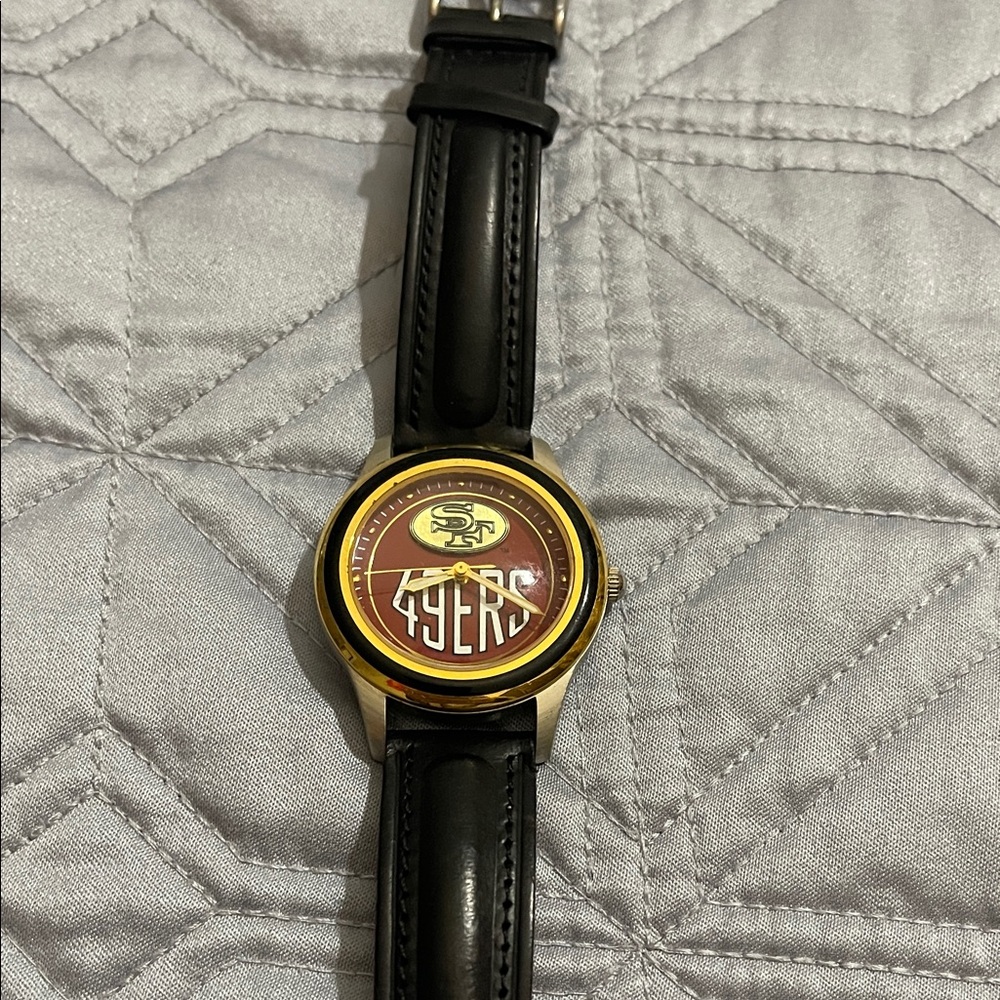 San Francisco NFL 49ers Gold, Black Leather Watch! Limited Edition. Men’s watch
